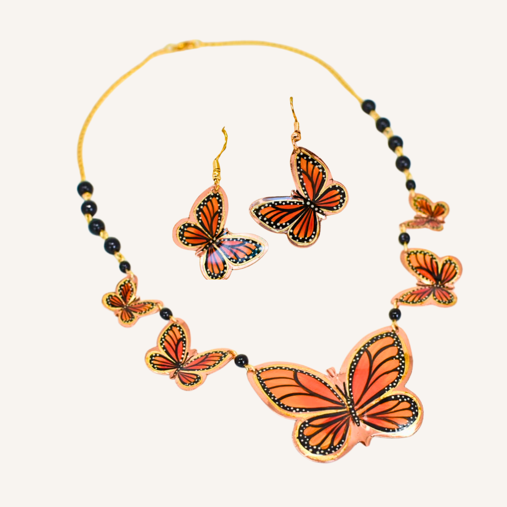 Profiled Lacquer Monarch Butterfly  Set from Michoacan